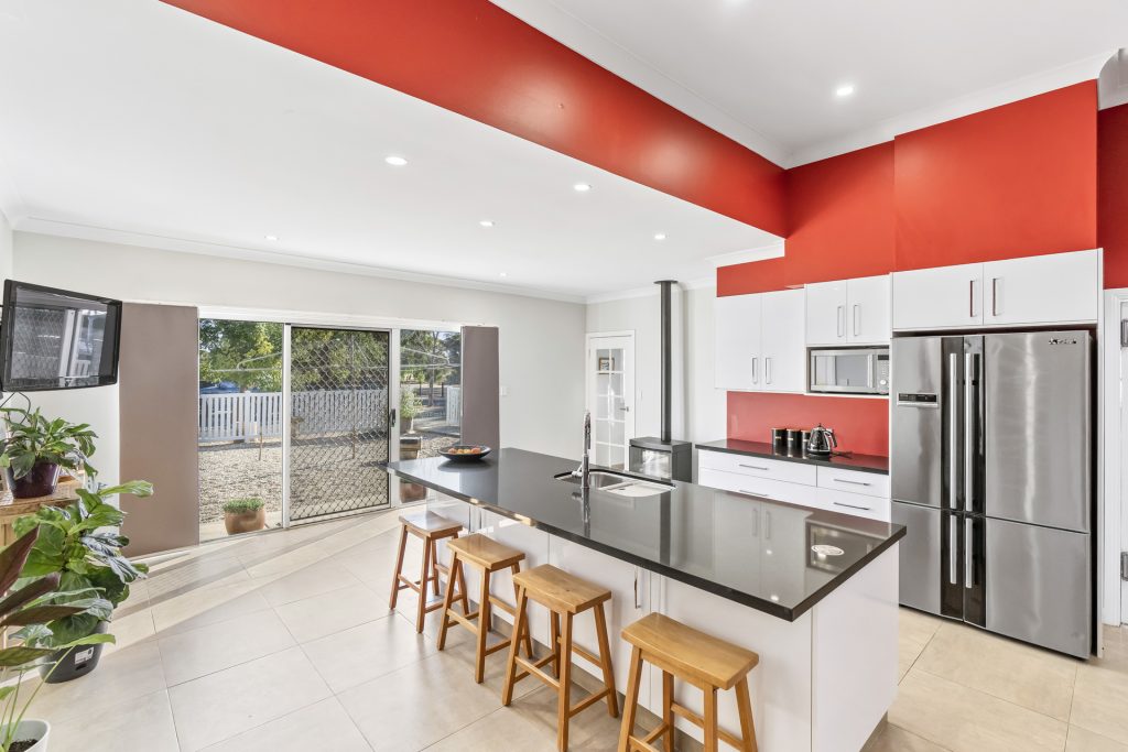 91 Rose Lane, West Wyalong NSW 2671 - photo 6
