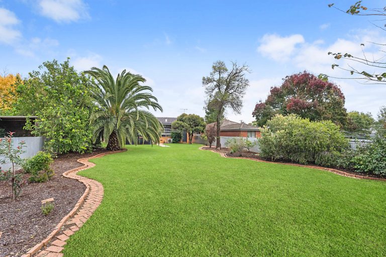 7 Clarke Street, Temora NSW 2666 - photo 14