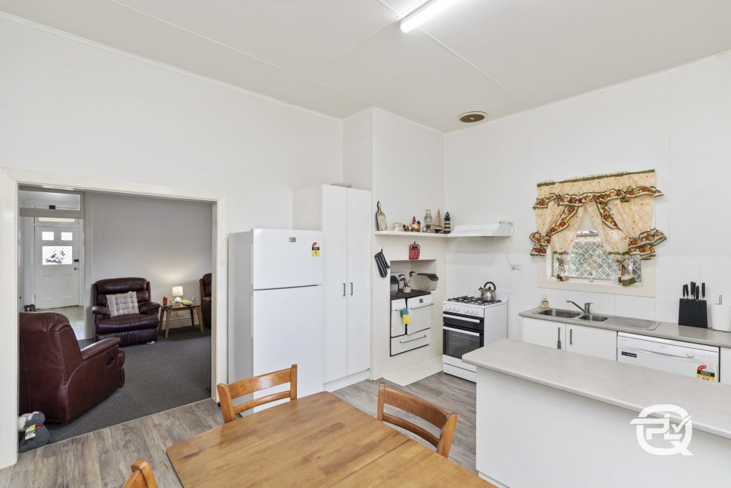 44 Audley Street, Narrandera NSW 2700 - photo 7