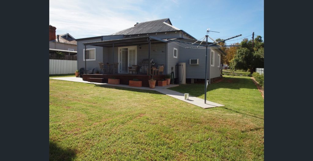 18 Willans Street, Narrandera NSW 2700 - photo 7