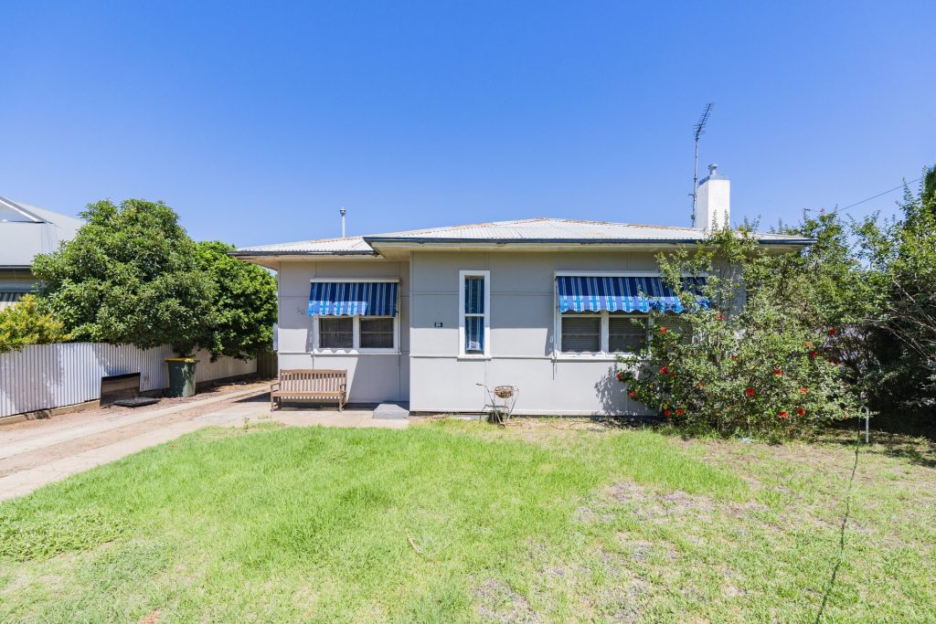 50 Currawang Avenue, Leeton NSW 2705 - McGrath Riverina