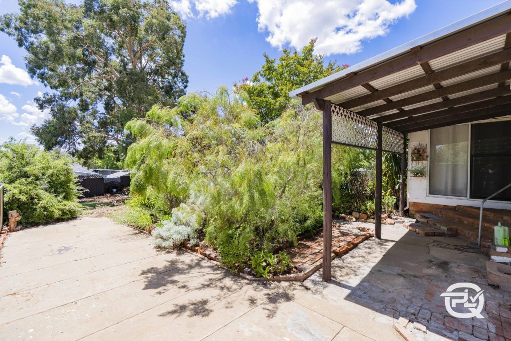 49 Melbourne Street, Narrandera NSW 2700 - photo 11