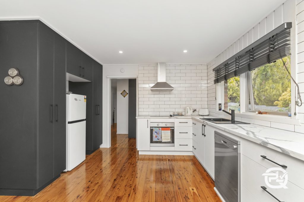 63 Elizabeth Street, Narrandera NSW 2700 - photo 4