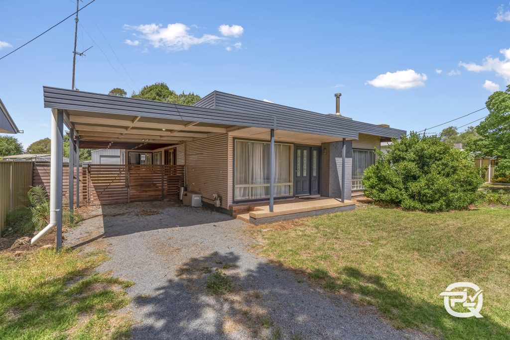 6 Elberta Street, Leeton NSW 2705 - McGrath Riverina