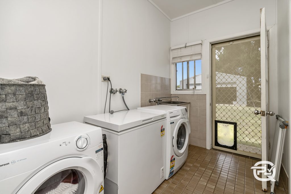 6 Elberta Street, Leeton NSW 2705 - photo 14