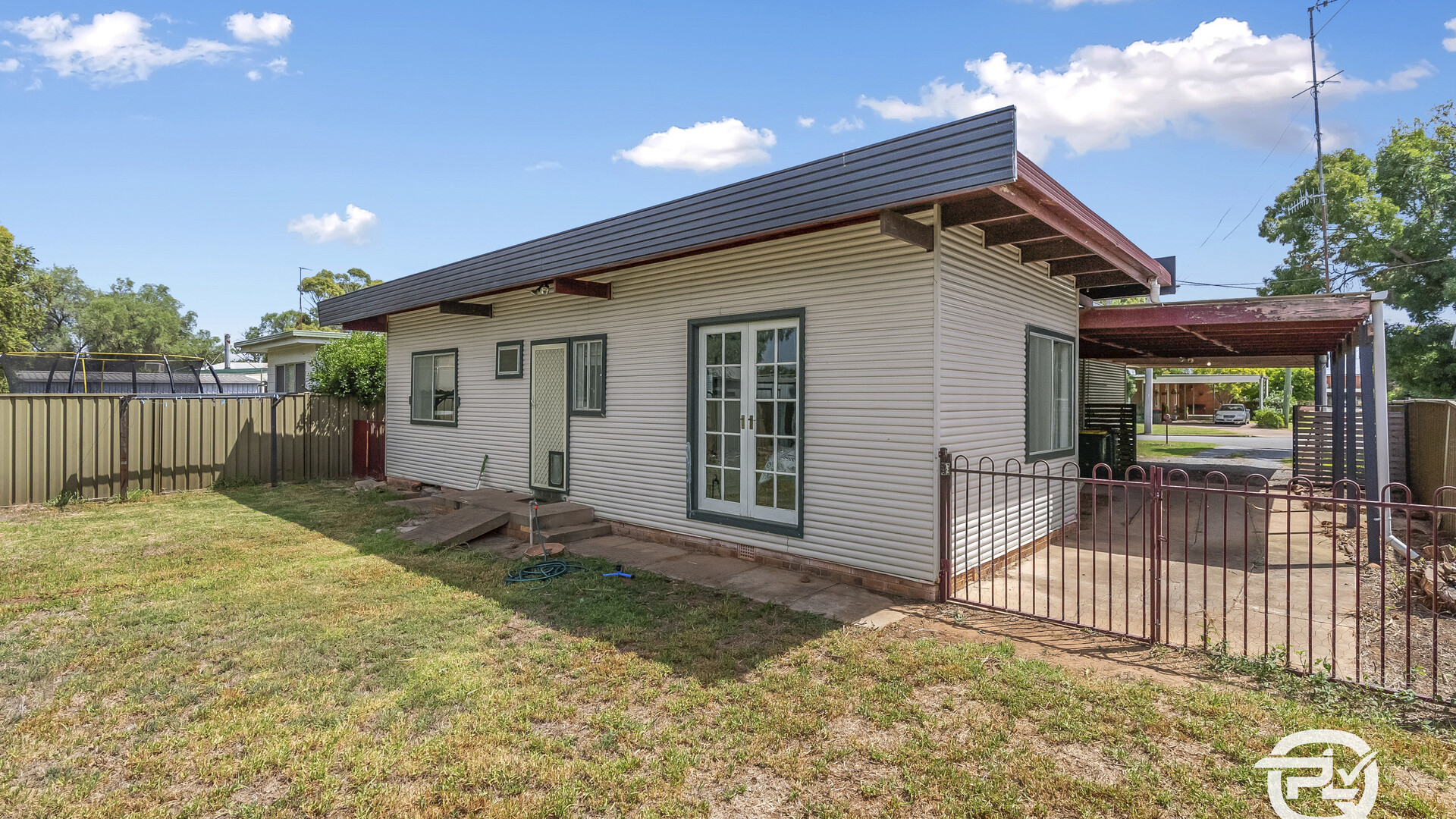 6 Elberta Street, Leeton NSW 2705 - photo 18