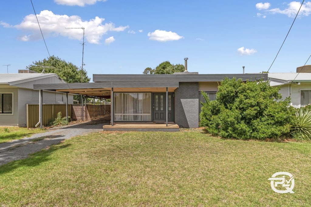 6 Elberta Street, Leeton NSW 2705 - photo 20