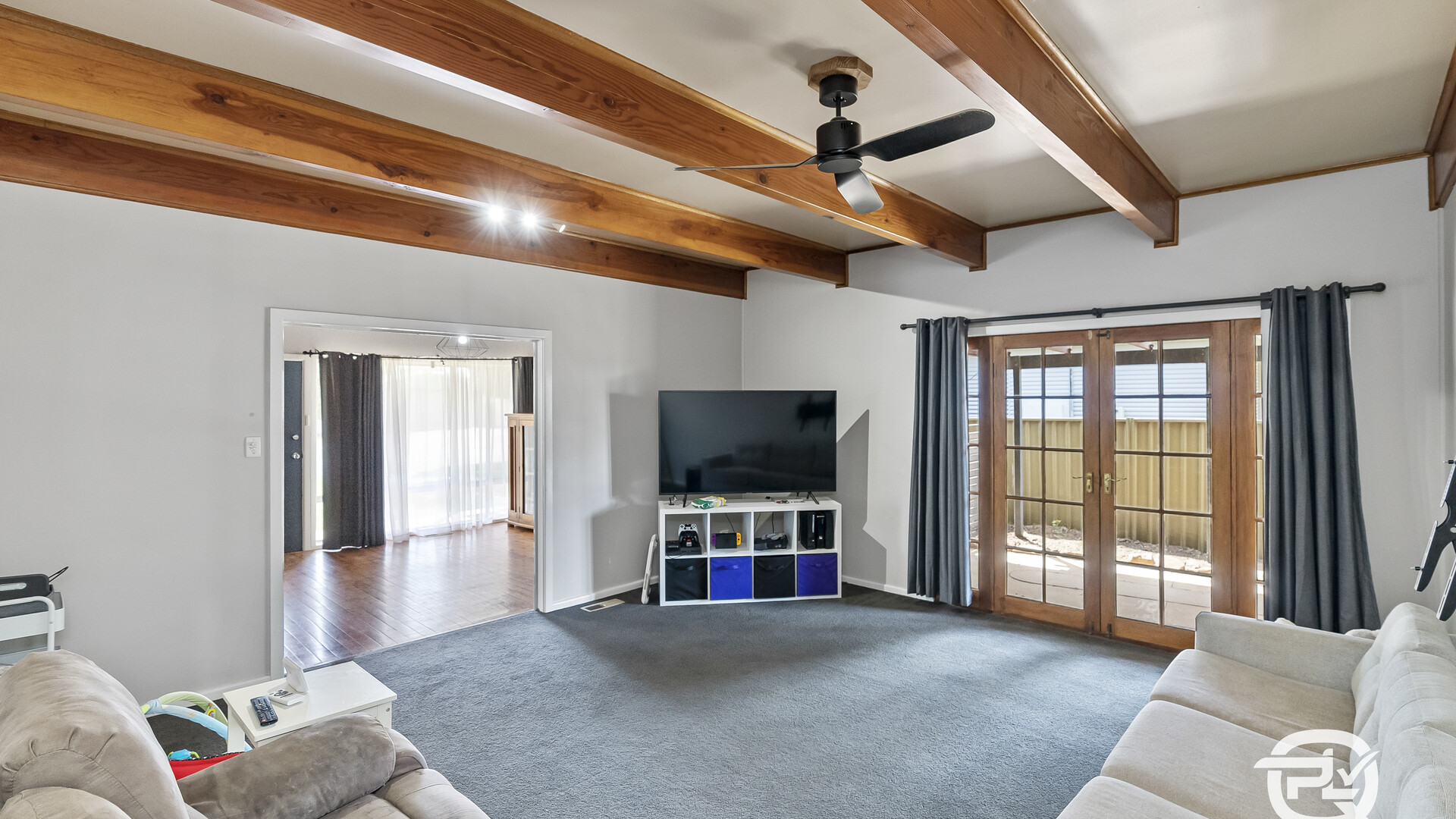 6 Elberta Street, Leeton NSW 2705 - photo 4