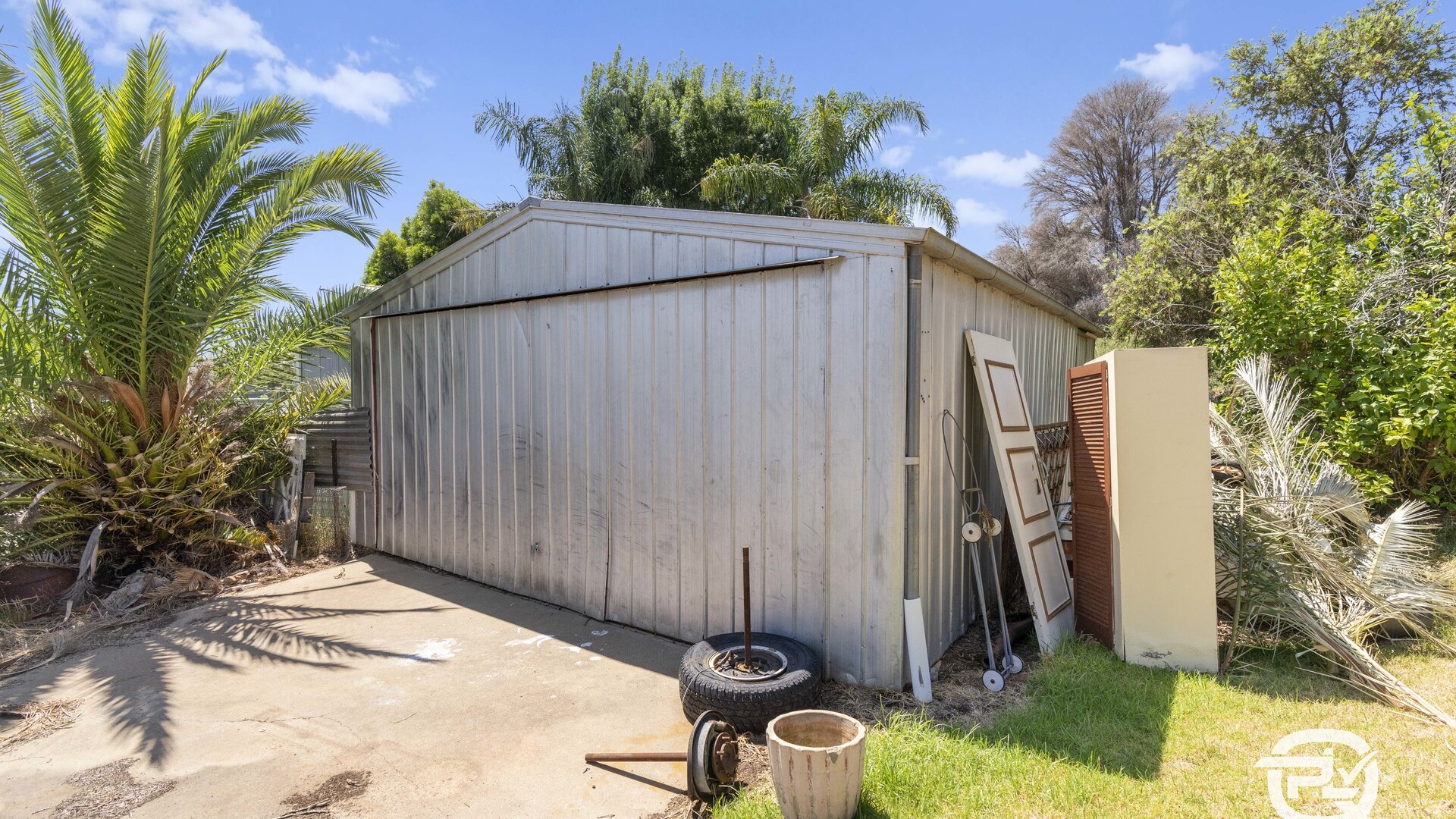 2 Mitchell Street, Leeton NSW 2705 - photo 11