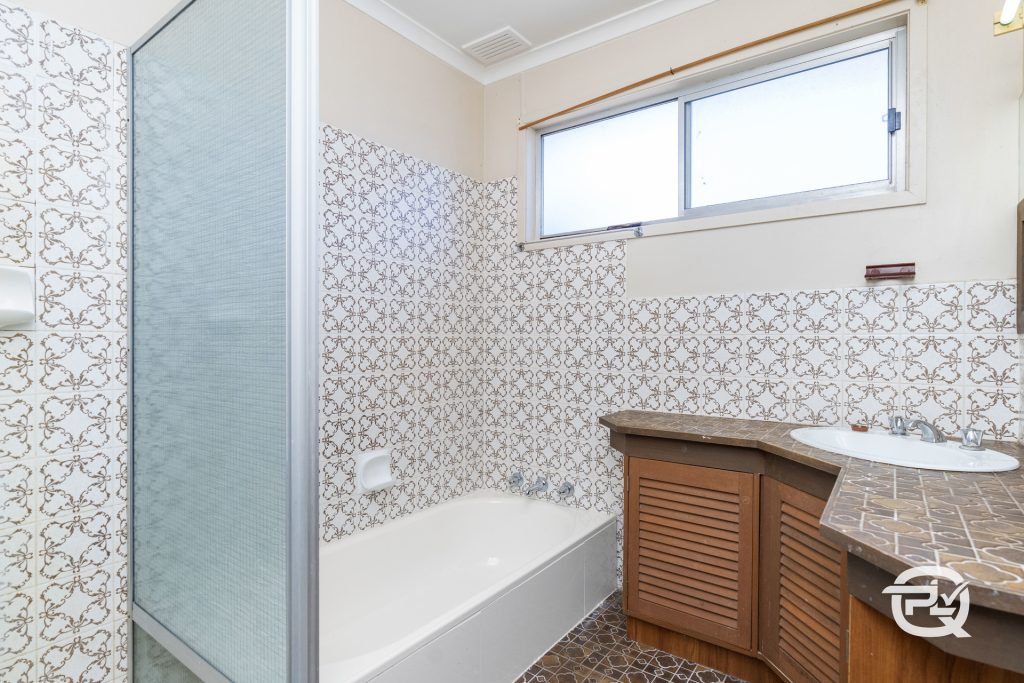 2 Mitchell Street, Leeton NSW 2705 - photo 7