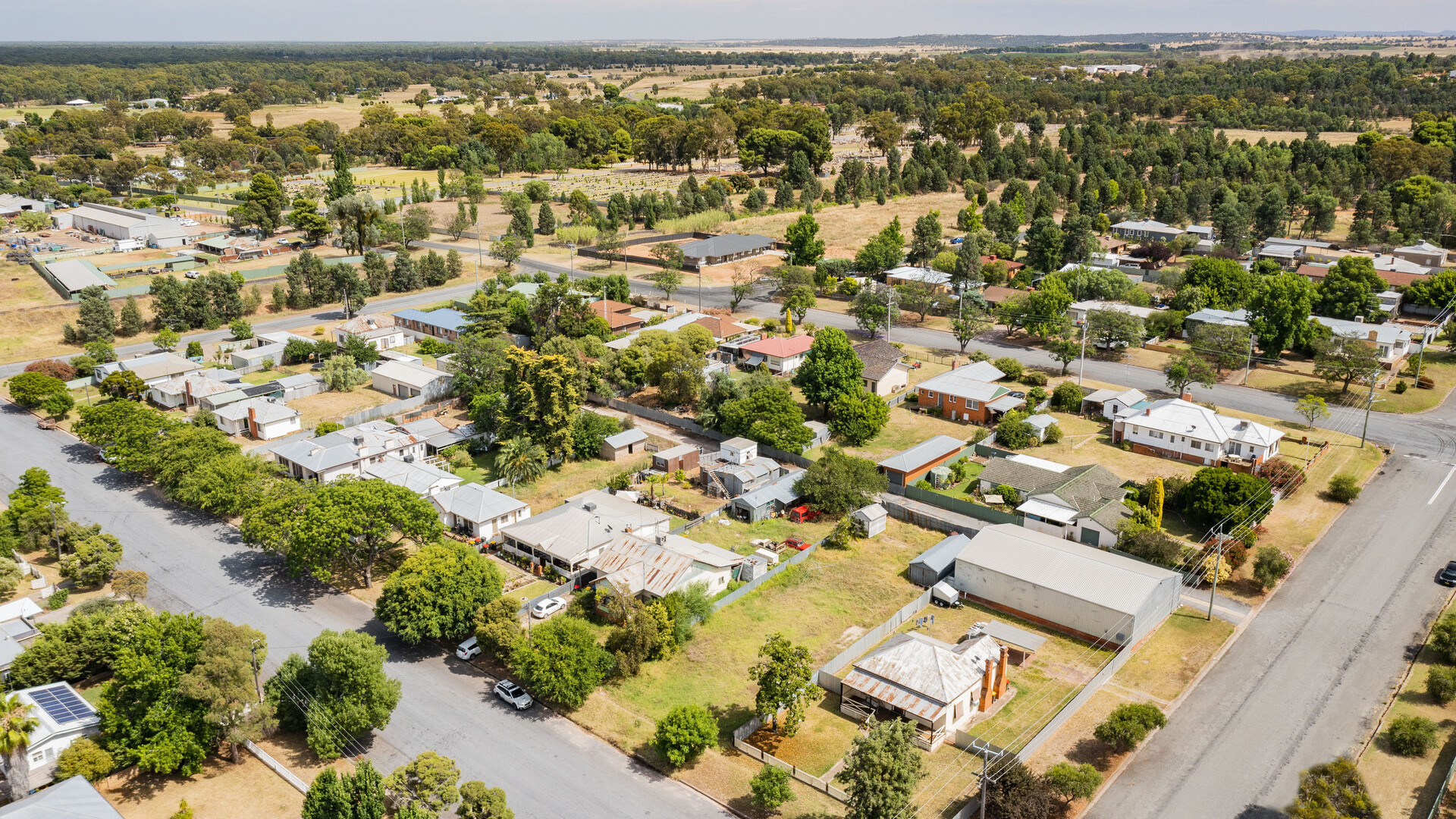 89 Bolton Street, Narrandera NSW 2700 - photo 12