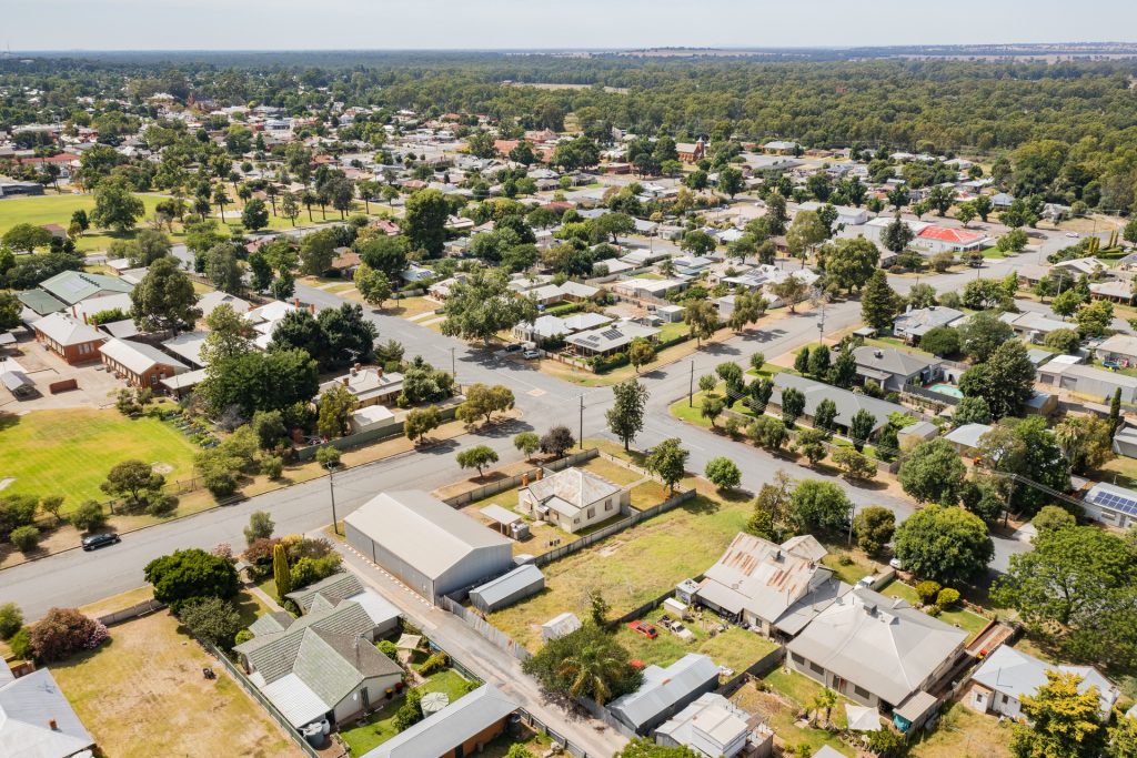 89 Bolton Street, Narrandera NSW 2700 - photo 13