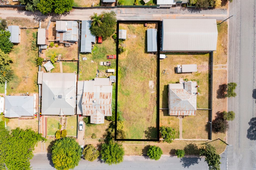 89 Bolton Street, Narrandera NSW 2700 - photo 3