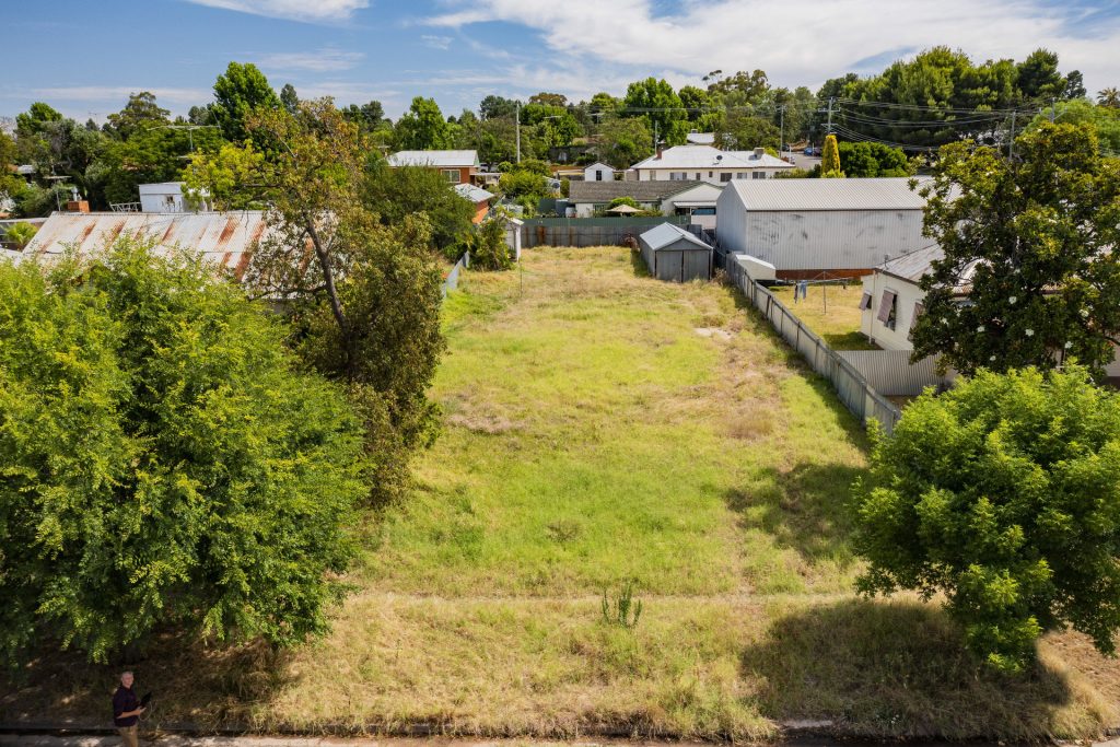 89 Bolton Street, Narrandera NSW 2700 - photo 5