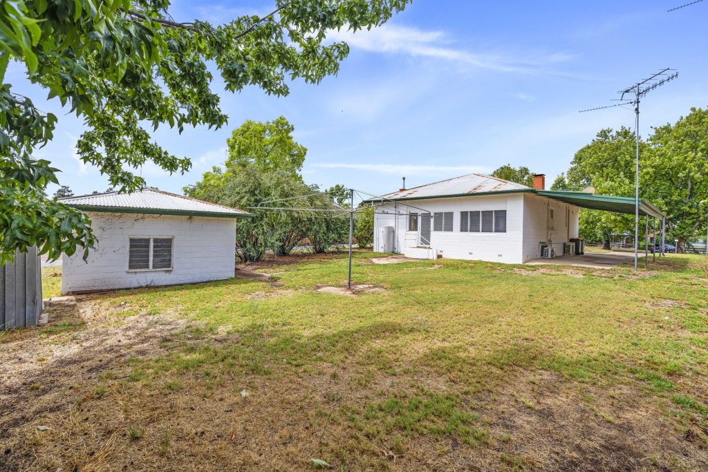 9 Audley Street, Narrandera NSW 2700 - photo 14