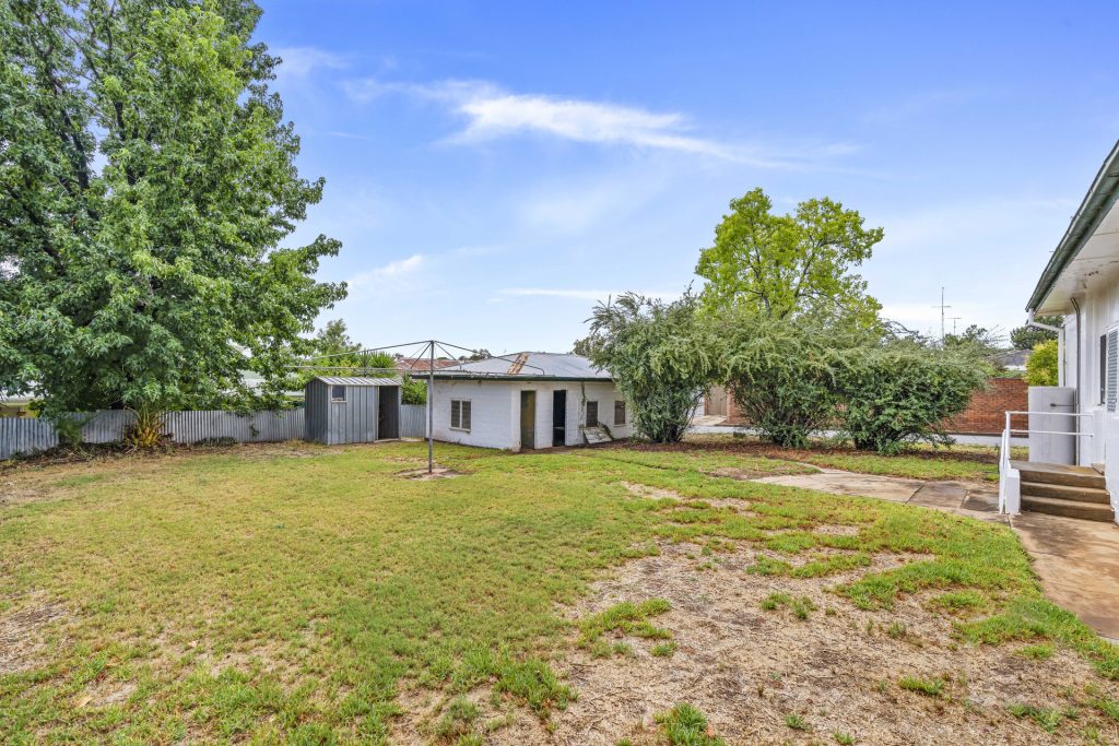 9 Audley Street, Narrandera NSW 2700 - photo 15