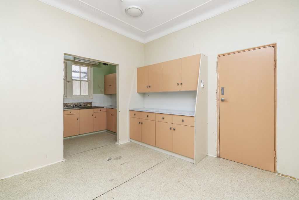 9 Audley Street, Narrandera NSW 2700 - photo 3