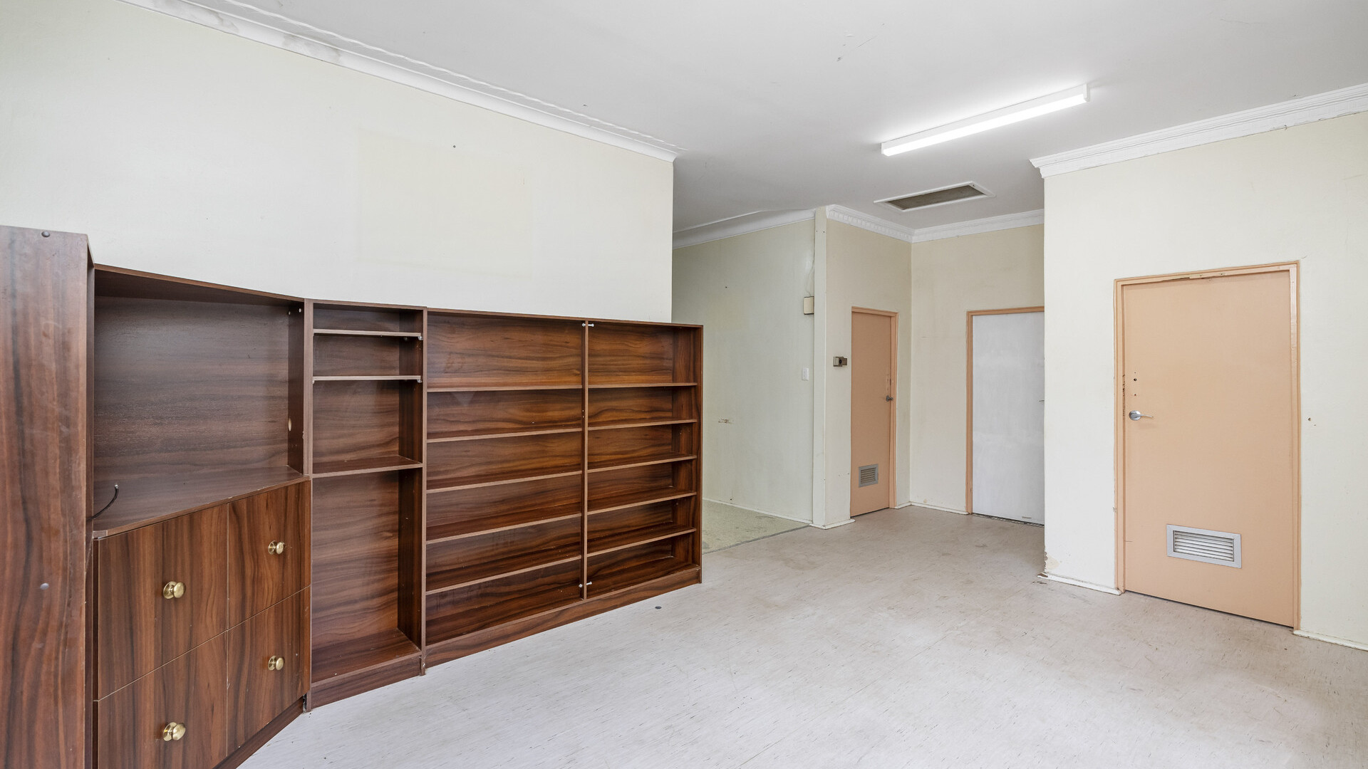 9 Audley Street, Narrandera NSW 2700 - photo 5