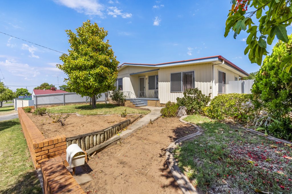 6 Stanley Street, Narrandera NSW 2700 - photo 13