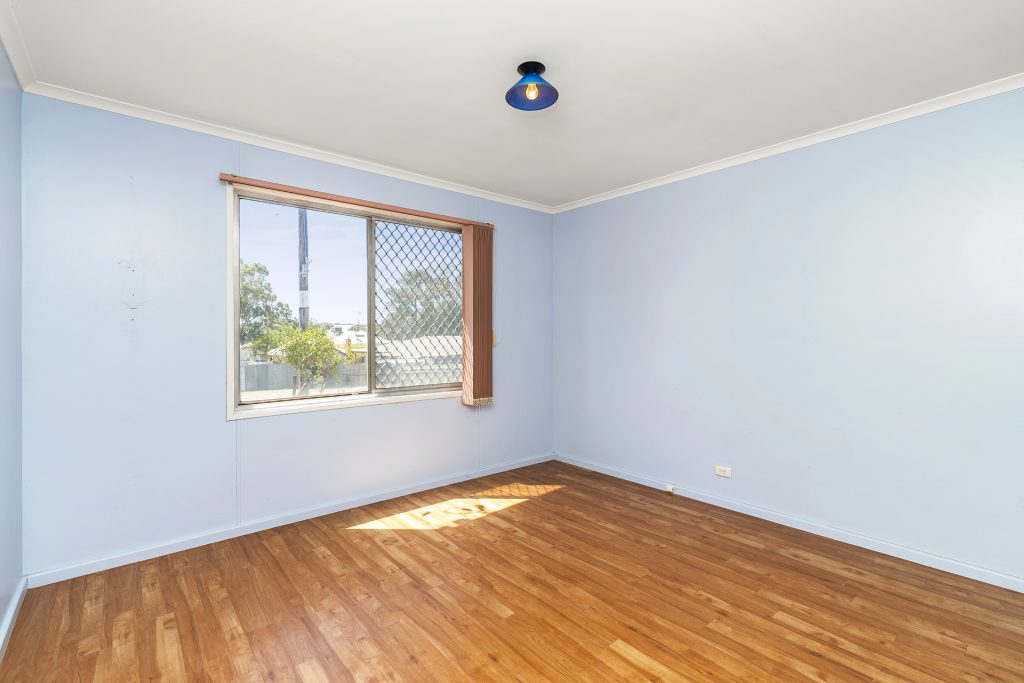 6 Stanley Street, Narrandera NSW 2700 - photo 17