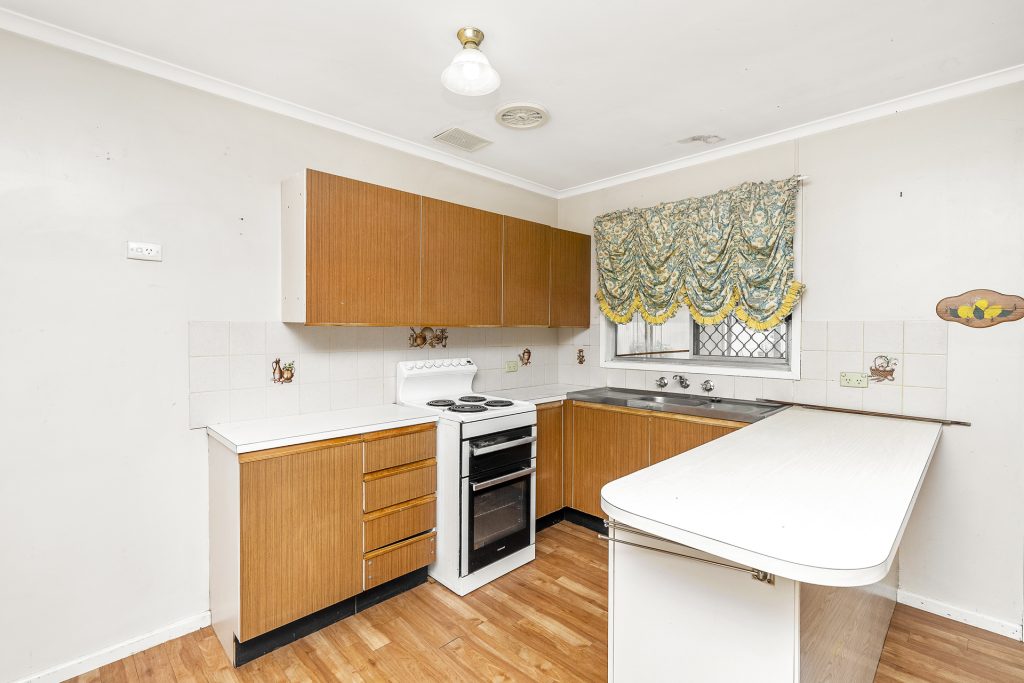 6 Stanley Street, Narrandera NSW 2700 - photo 3