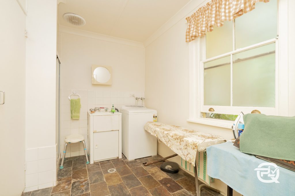 25 Elwin Street, Narrandera NSW 2700 - photo 12