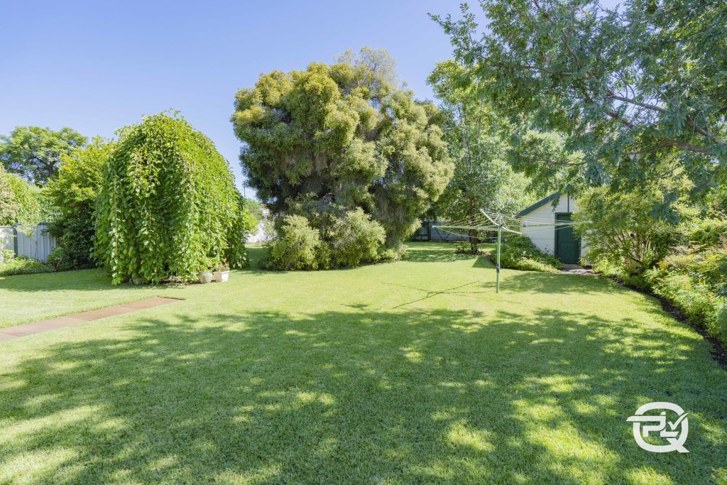 25 Elwin Street, Narrandera NSW 2700 - photo 20