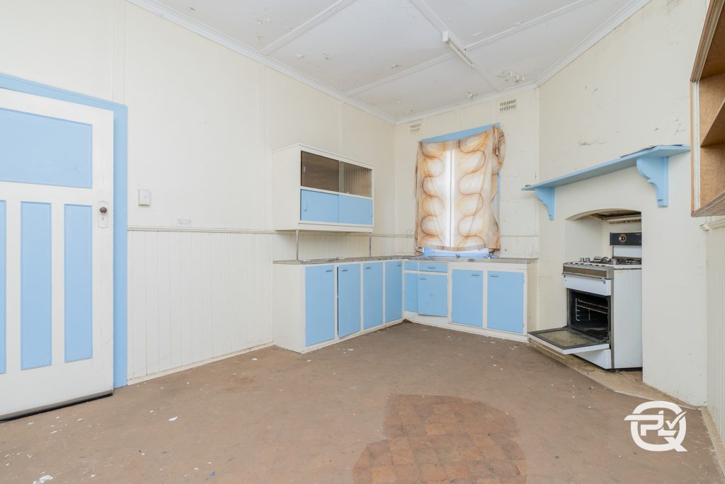 69 Twynam Street, Narrandera NSW 2700 - photo 3