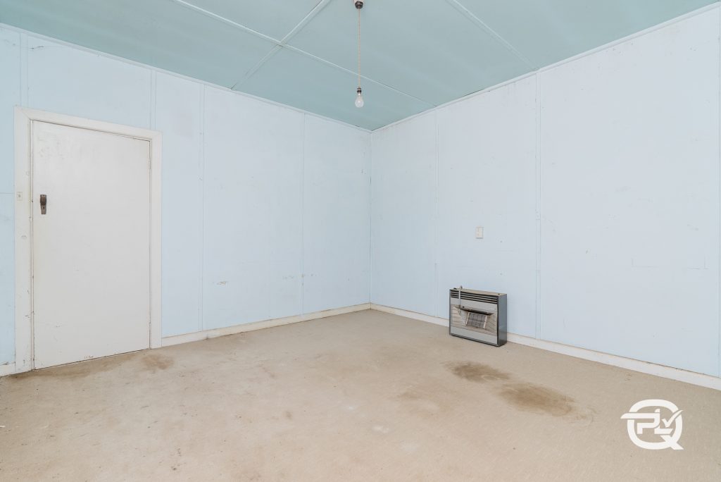 69 Twynam Street, Narrandera NSW 2700 - photo 5
