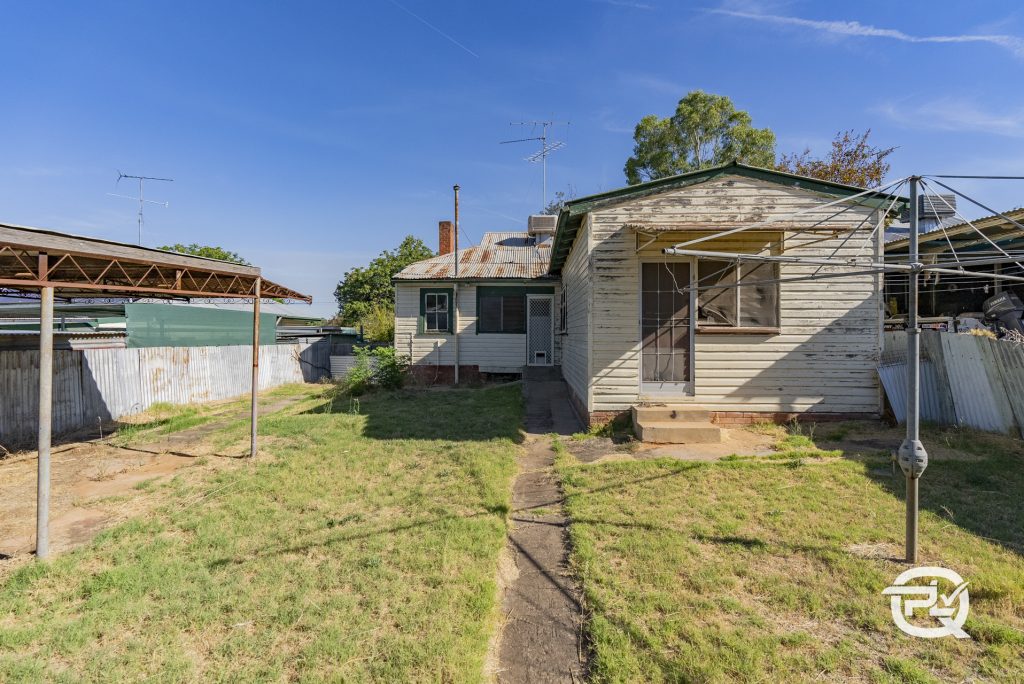 69 Twynam Street, Narrandera NSW 2700 - photo 8