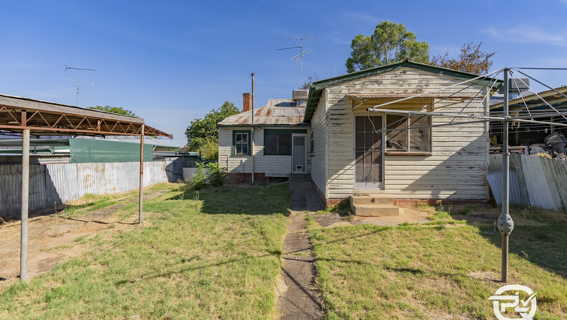 69 Twynam Street, Narrandera NSW 2700 - photo 8