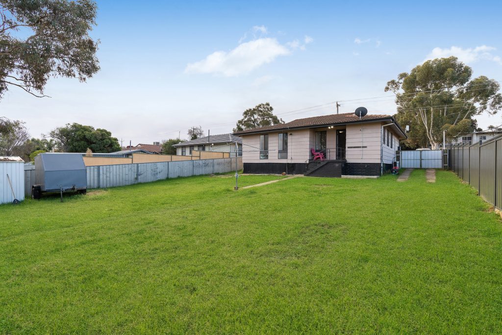 18 Watermain Street, Narrandera NSW 2700 - photo 14