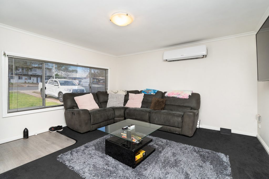 18 Watermain Street, Narrandera NSW 2700 - photo 5