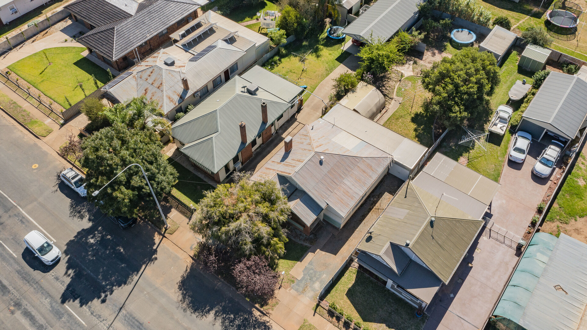 95 Hoskins Street, Temora NSW 2666 - photo 2