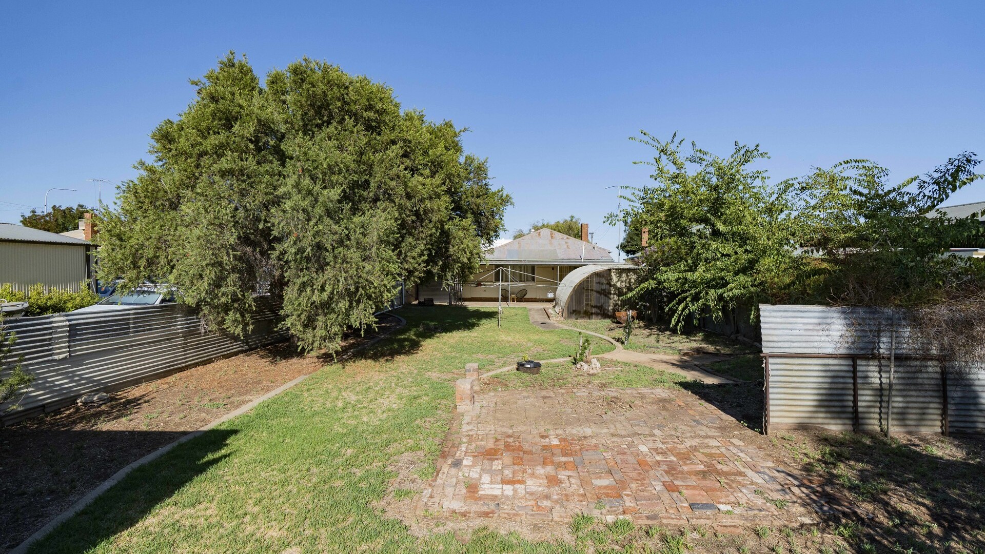 95 Hoskins Street, Temora NSW 2666 - photo 18