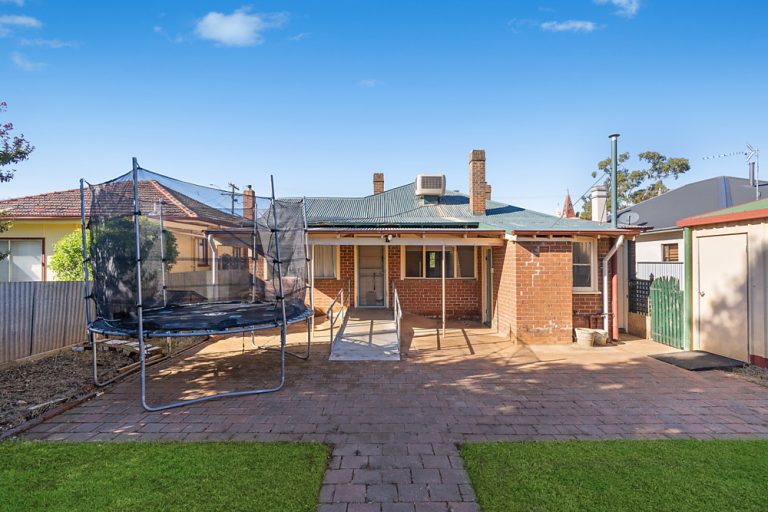 117 Polaris Street, Temora NSW 2666 - photo 13