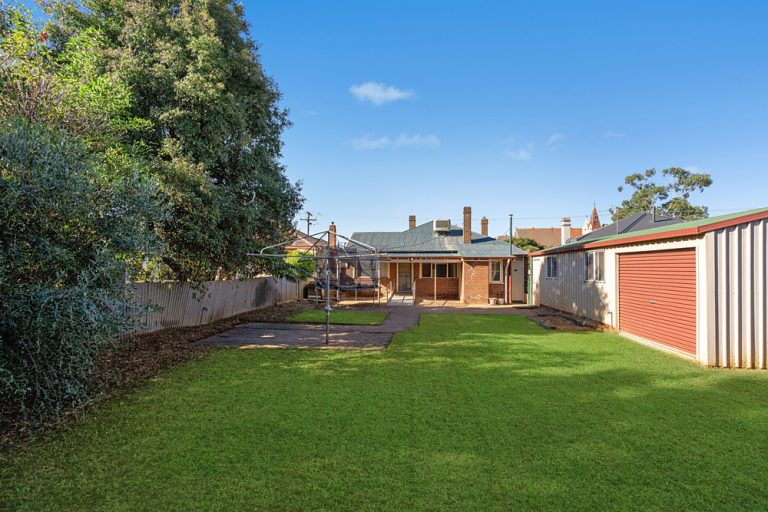 117 Polaris Street, Temora NSW 2666 - photo 3