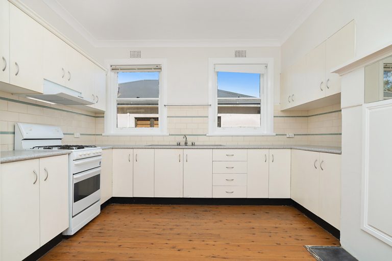 117 Polaris Street, Temora NSW 2666 - photo 6