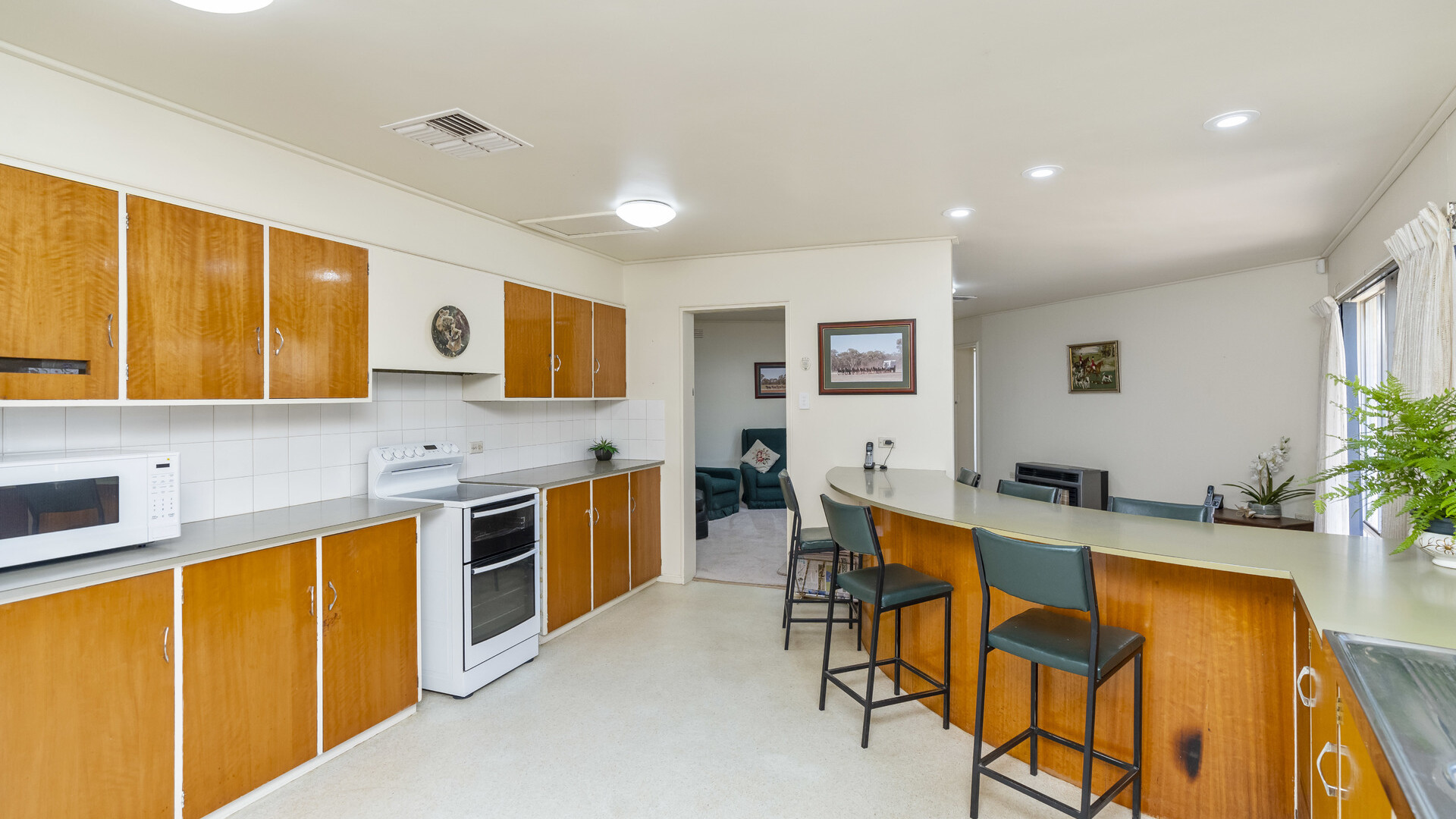 1-3 Flood Street, Narrandera NSW 2700 - photo 6