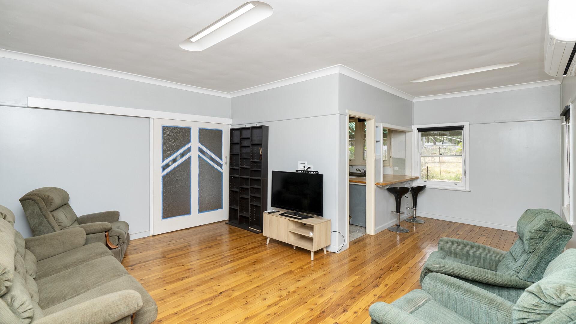 56 Warri Street, Ardlethan NSW 2665 - photo 5