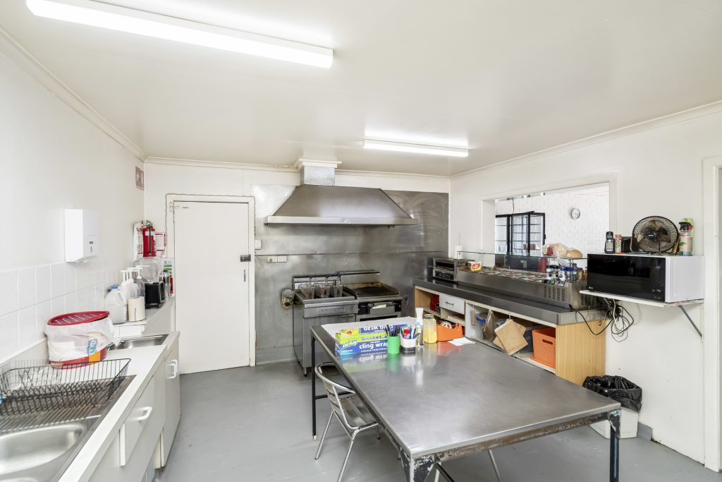 18 Main Avenue, Yanco NSW 2703 - photo 10