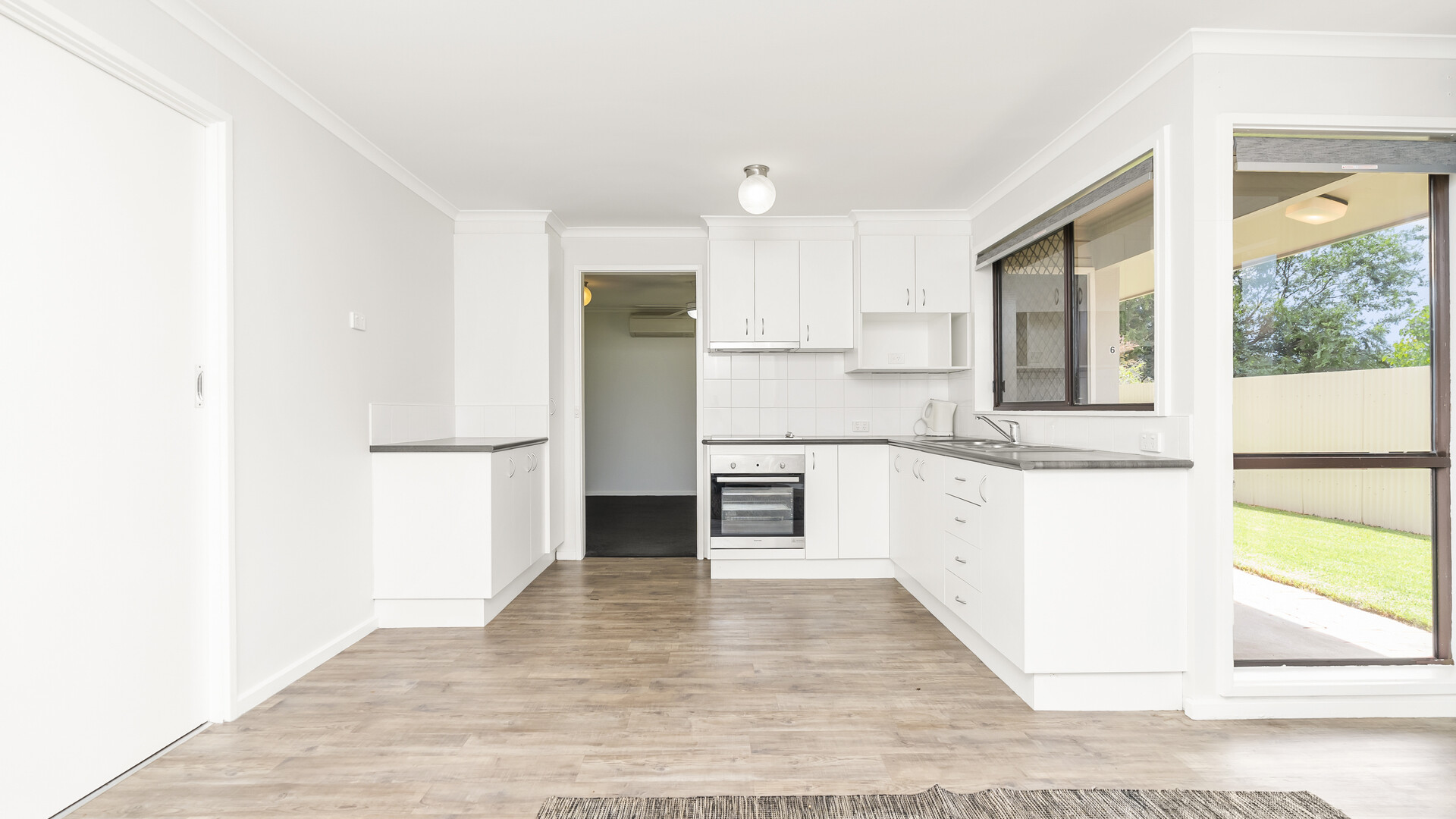 6/15 Dalgetty Street, Narrandera NSW 2700 - photo 2
