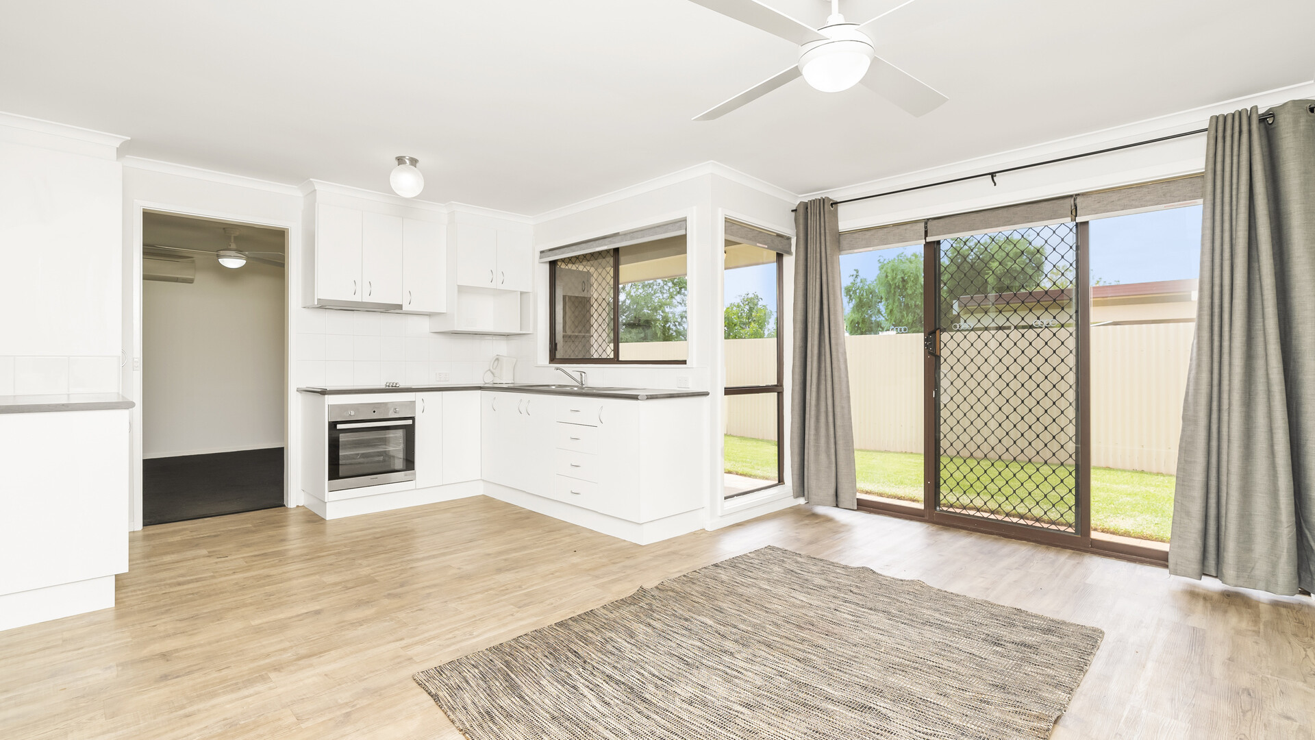 6/15 Dalgetty Street, Narrandera NSW 2700 - photo 3