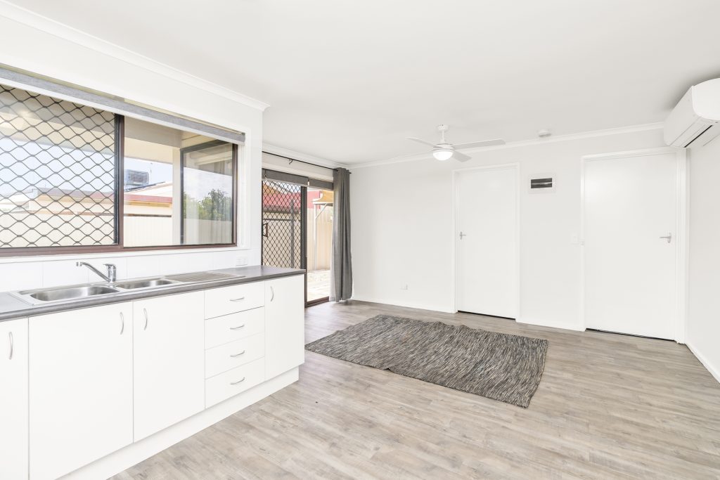 6/15 Dalgetty Street, Narrandera NSW 2700 - photo 5