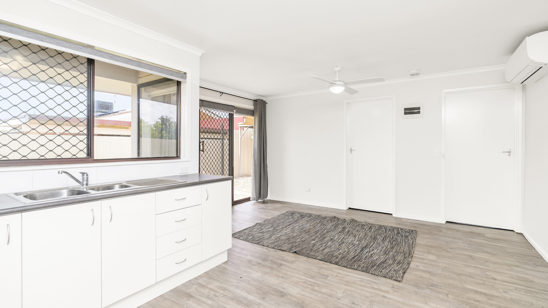 6/15 Dalgetty Street, Narrandera NSW 2700 - photo 5