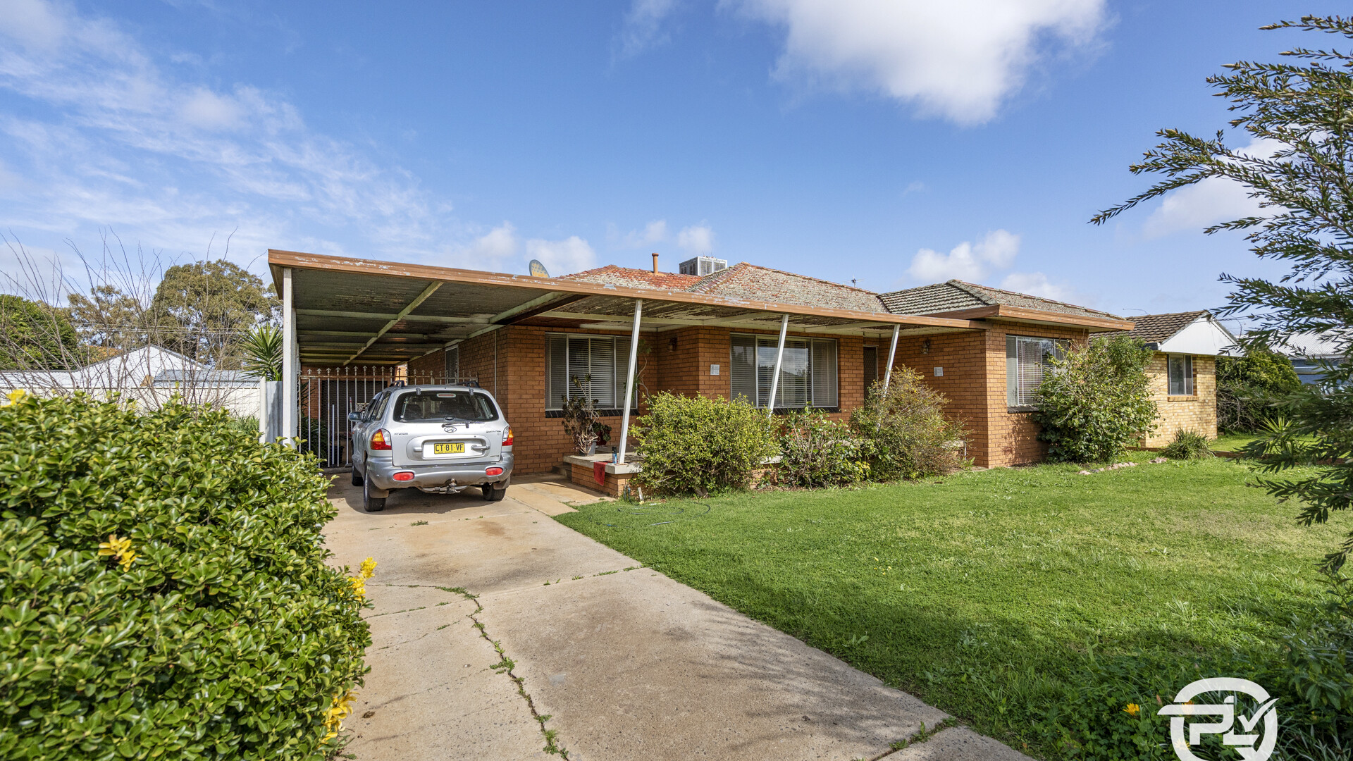 25 Russet Street, Leeton NSW 2705 - photo 2