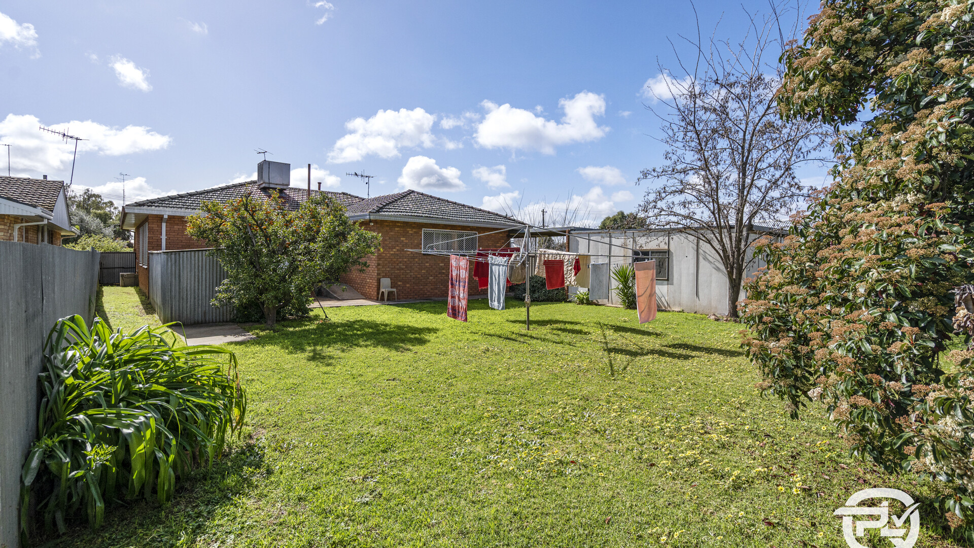 25 Russet Street, Leeton NSW 2705 - photo 12