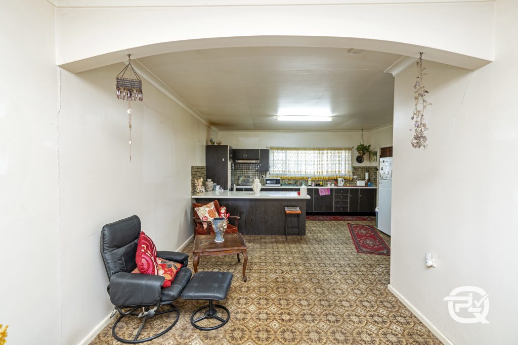 25 Russet Street, Leeton NSW 2705 - photo 4