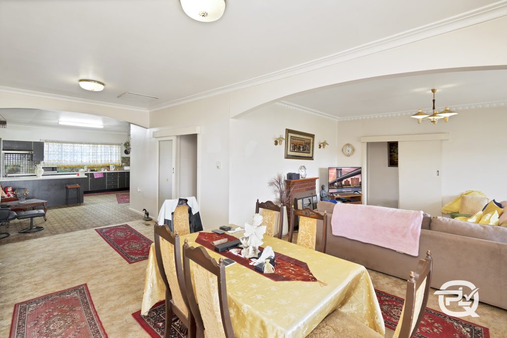 25 Russet Street, Leeton NSW 2705 - photo 5