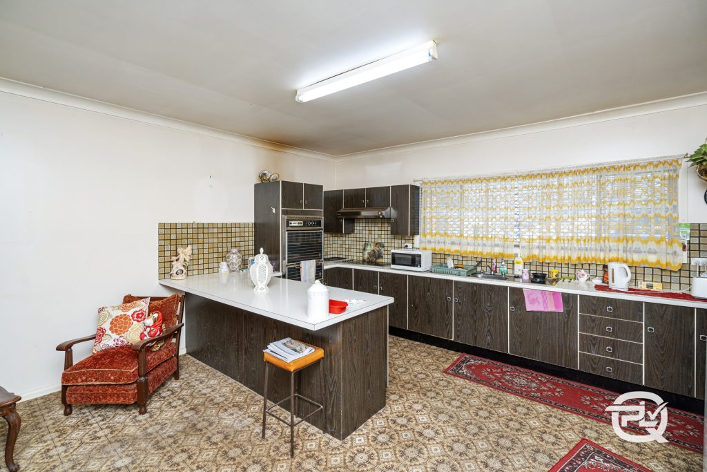 25 Russet Street, Leeton NSW 2705 - photo 6